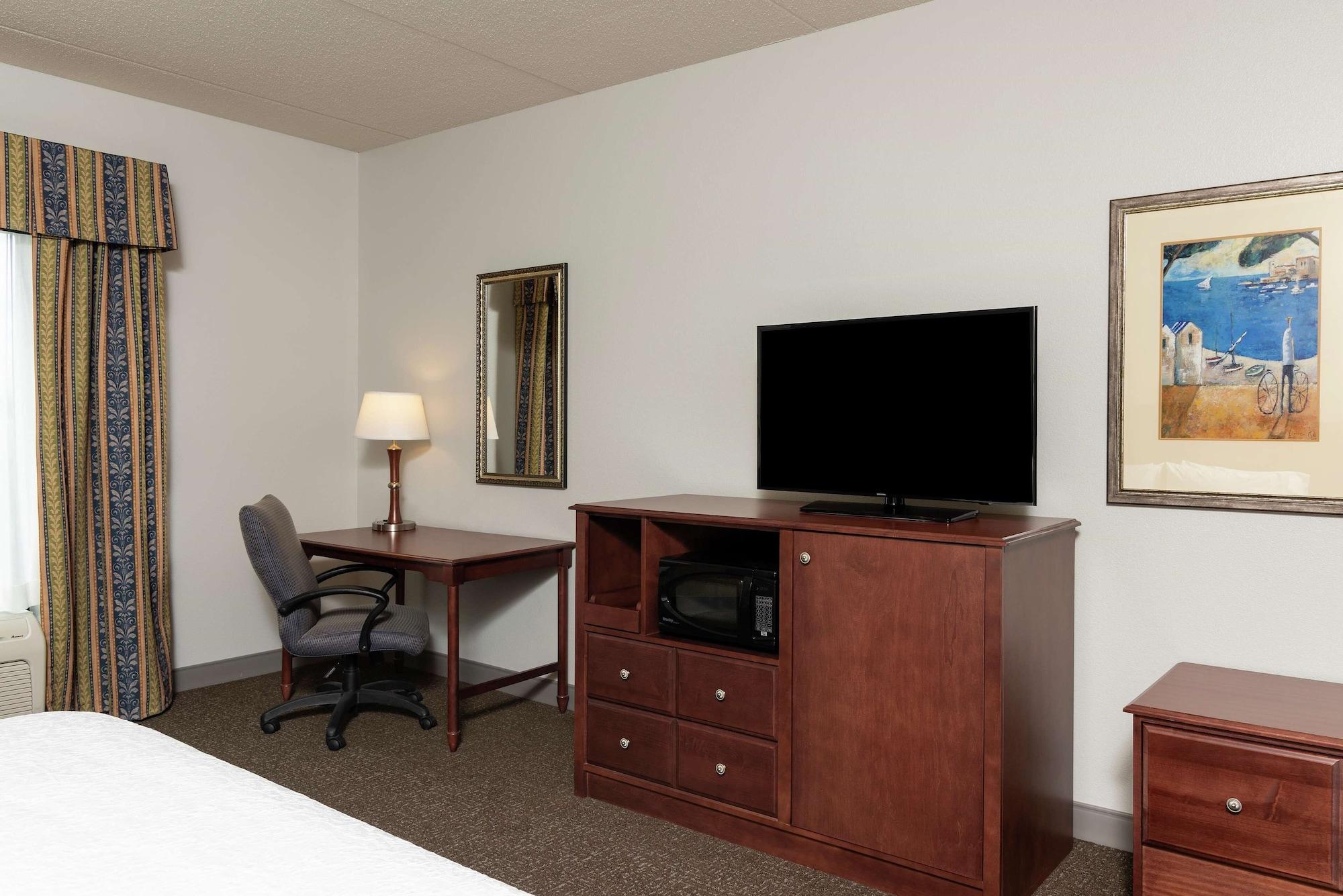 Hampton Inn & Suites Indianapolis-Airport Extérieur photo