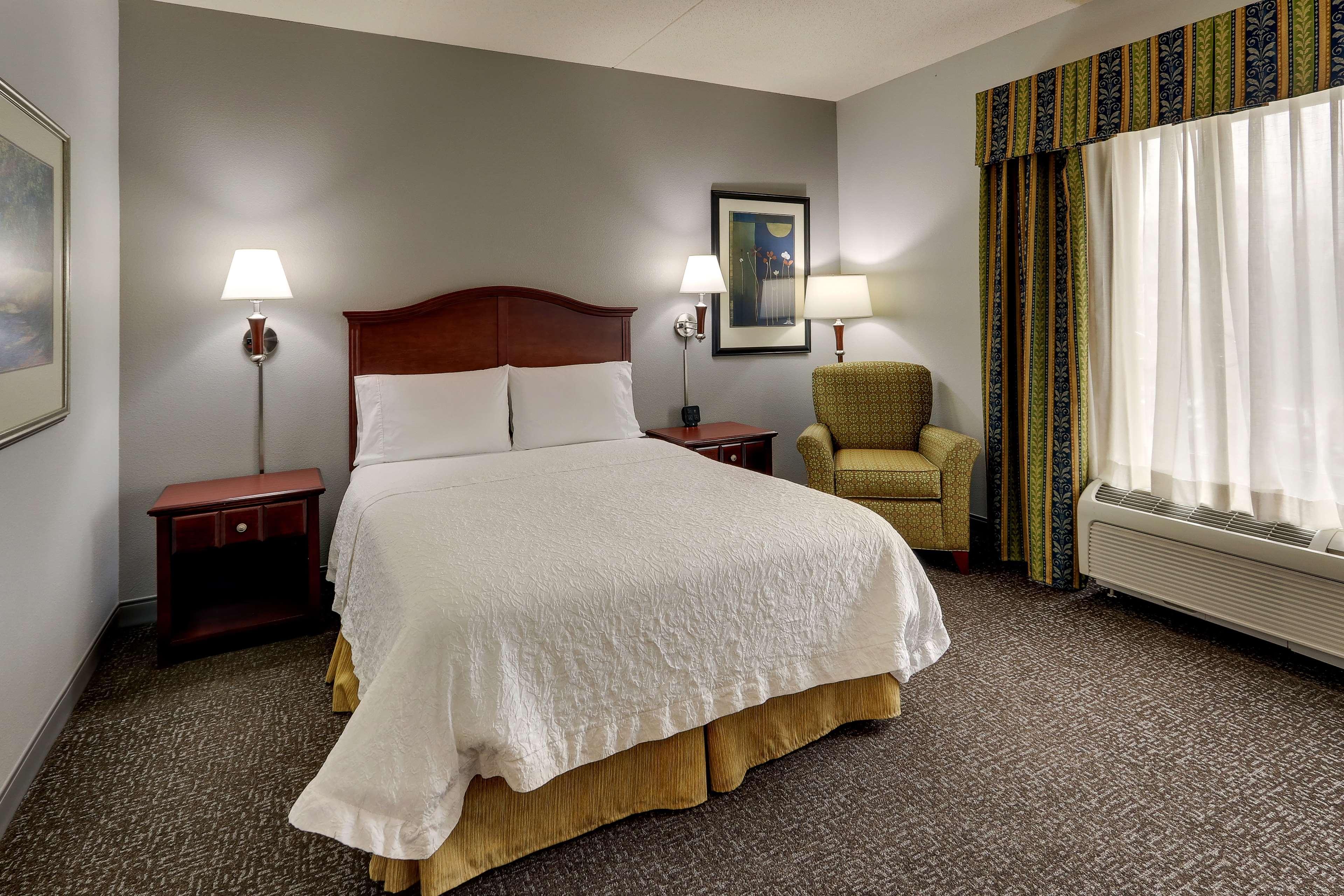 Hampton Inn & Suites Indianapolis-Airport Extérieur photo