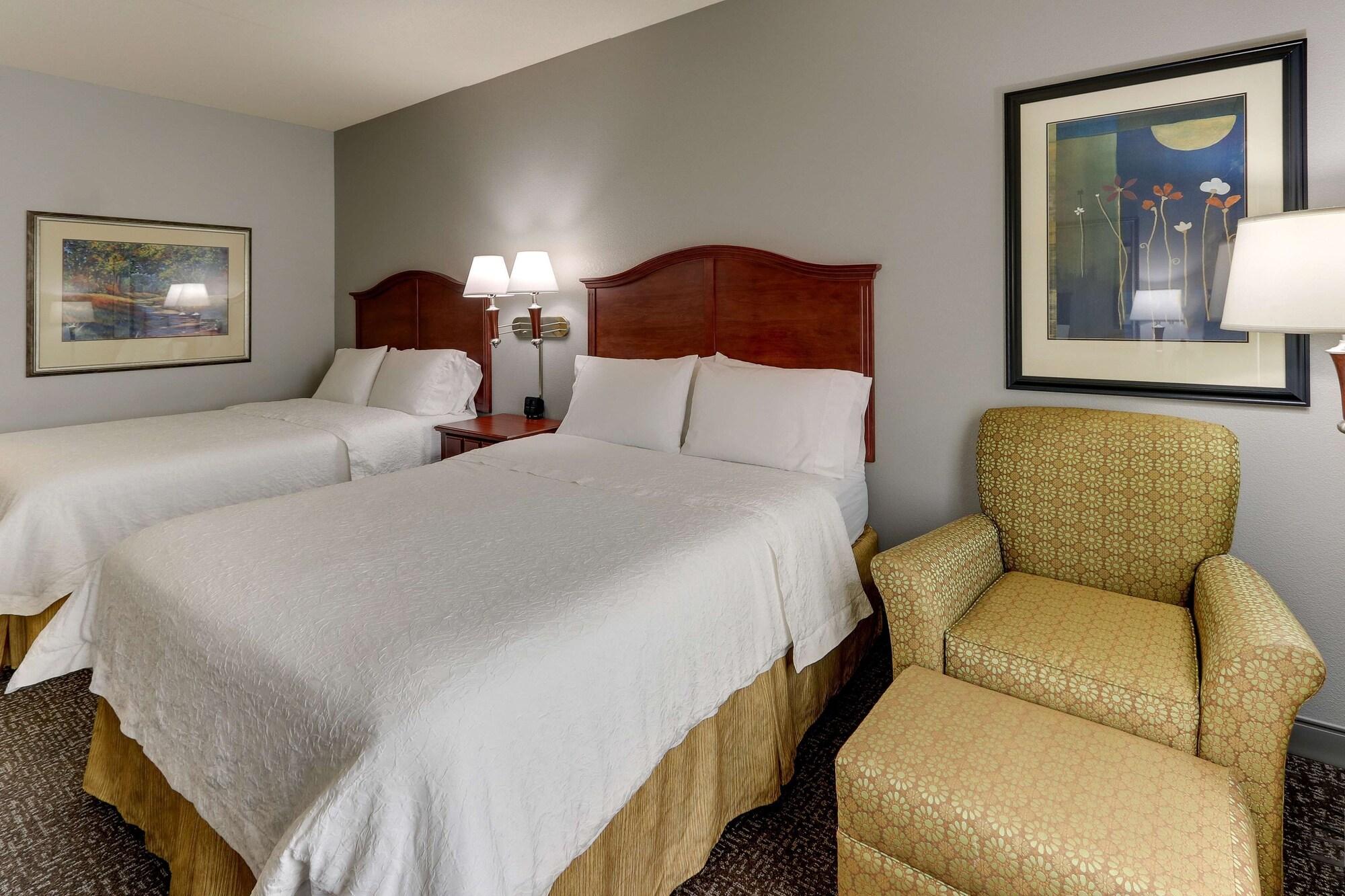 Hampton Inn & Suites Indianapolis-Airport Extérieur photo