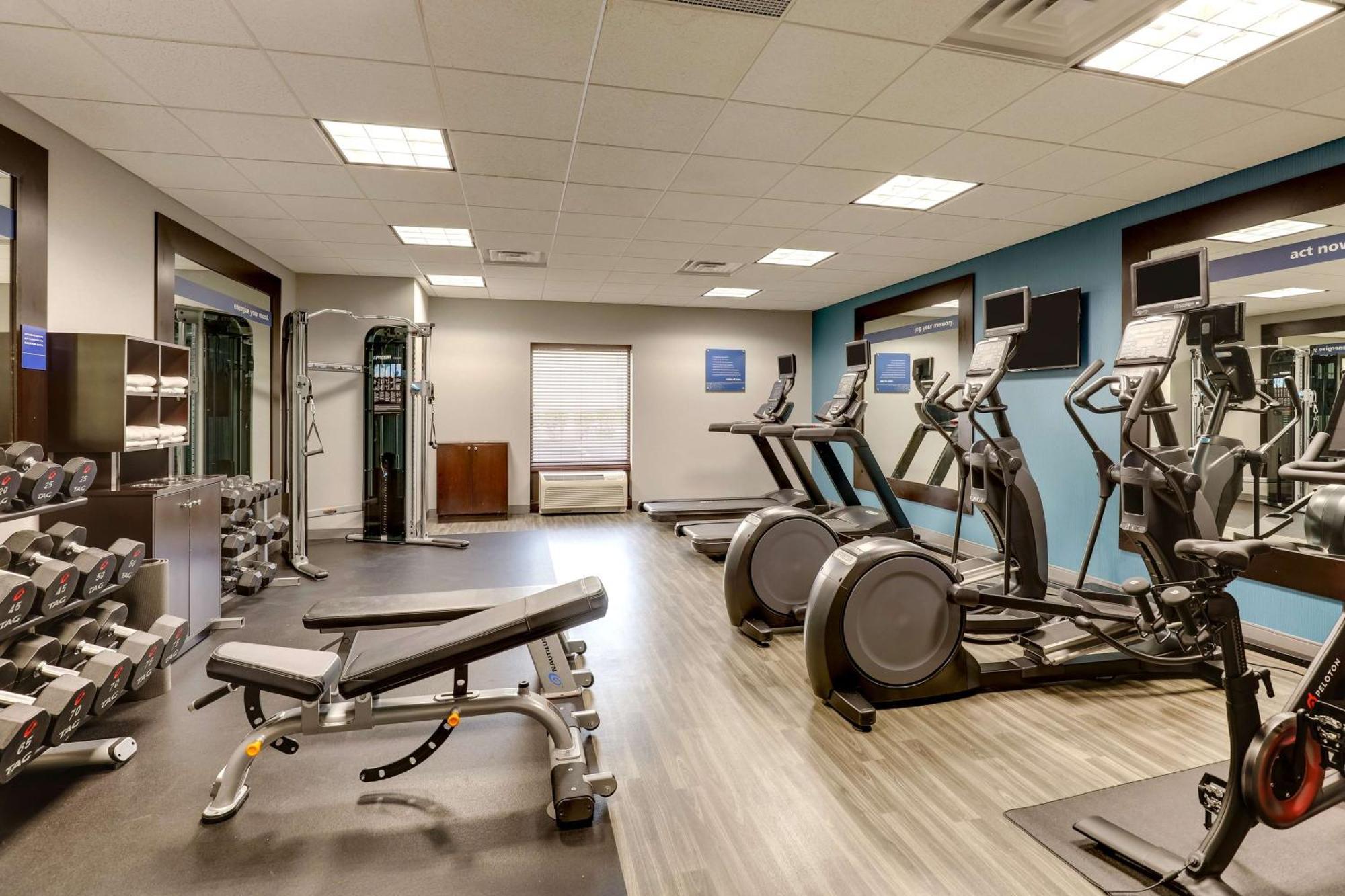 Hampton Inn & Suites Indianapolis-Airport Extérieur photo