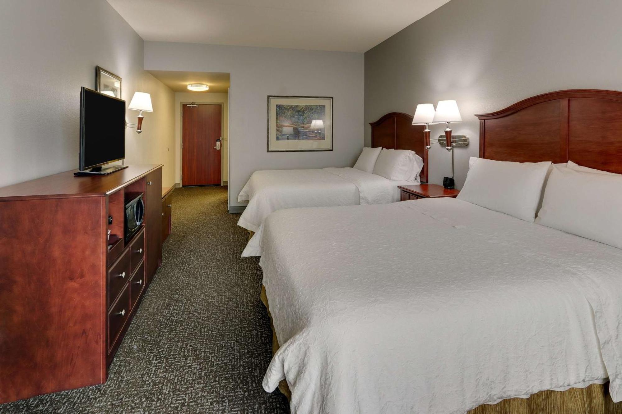 Hampton Inn & Suites Indianapolis-Airport Extérieur photo