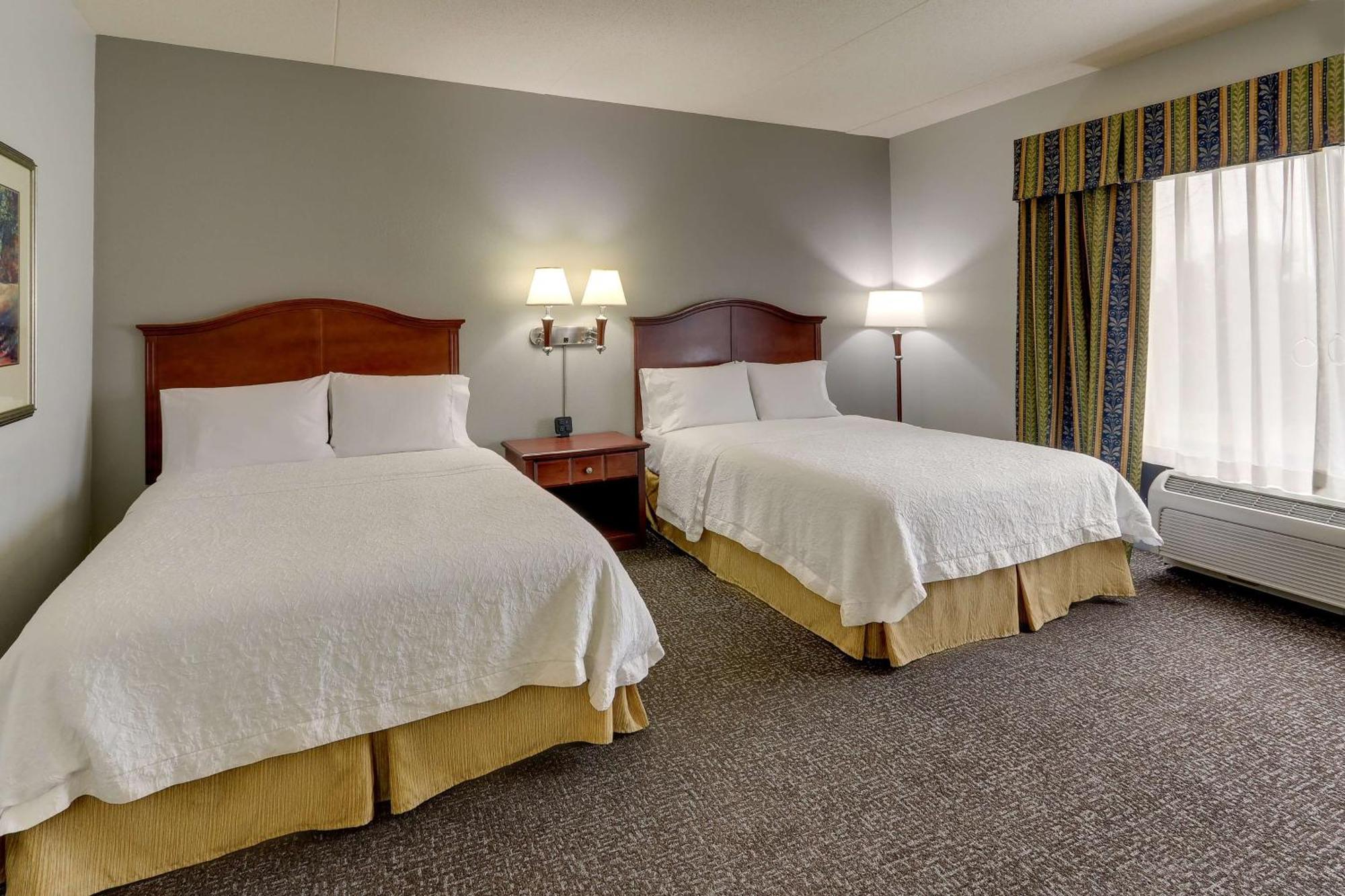 Hampton Inn & Suites Indianapolis-Airport Extérieur photo
