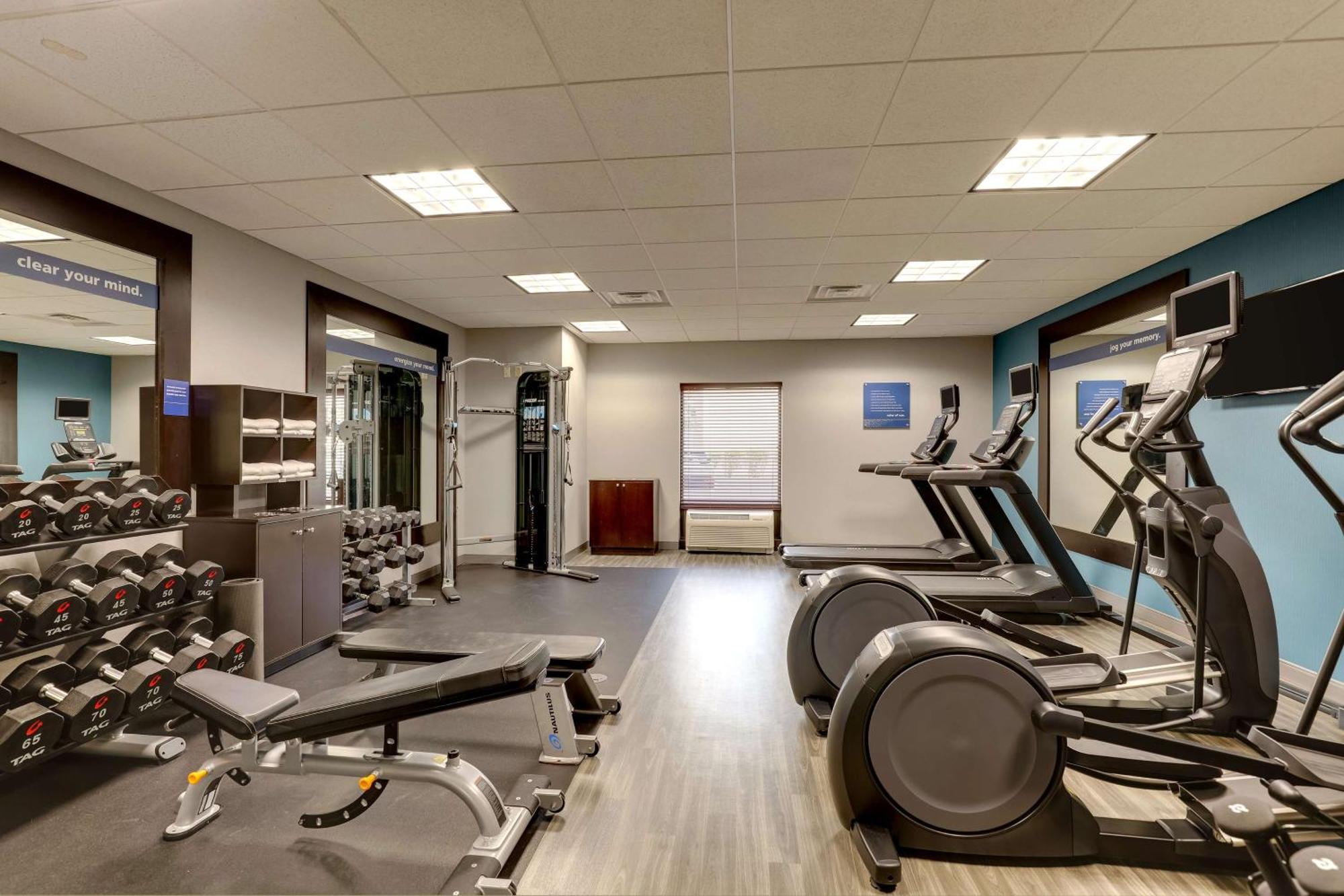 Hampton Inn & Suites Indianapolis-Airport Extérieur photo